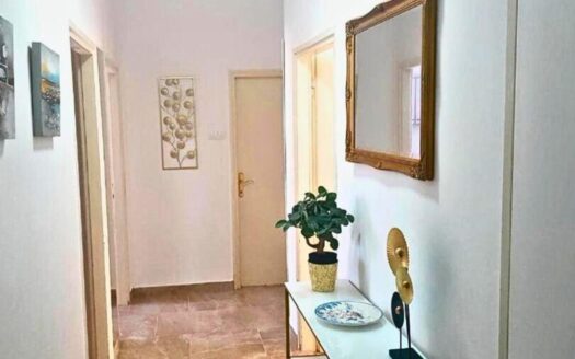 Zadar, Halbinsel – komfortable Dreizimmerwohnung an der Kalelarga