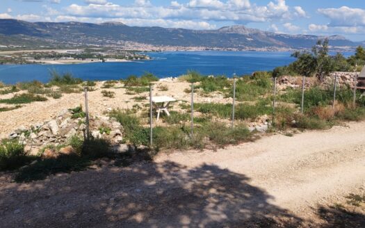 Čiovo – attraktives landwirtschaftliches Grundstück 4.230 m²