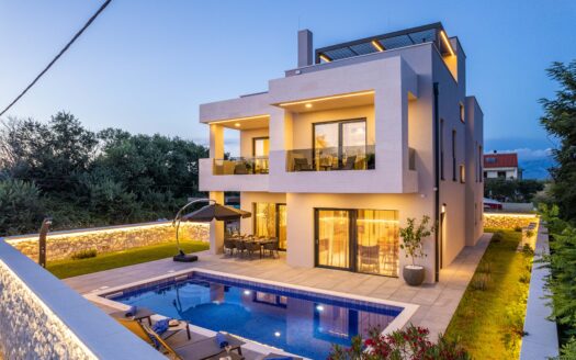 Neue moderne Villa in Privlaka – Pool, Jacuzzi und Panoramablick