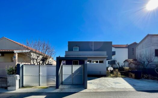 Luxushaus in Zadar – ideal für Familie und Investition