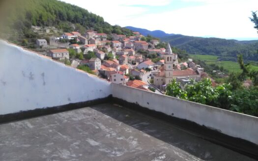 Dom w centrum Smokvicy, Korčula – 305 m² + ogród 1000 m²