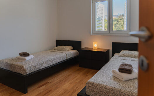 Geräumige Wohnung mit Meerblick in Rogoznica – zu vermieten